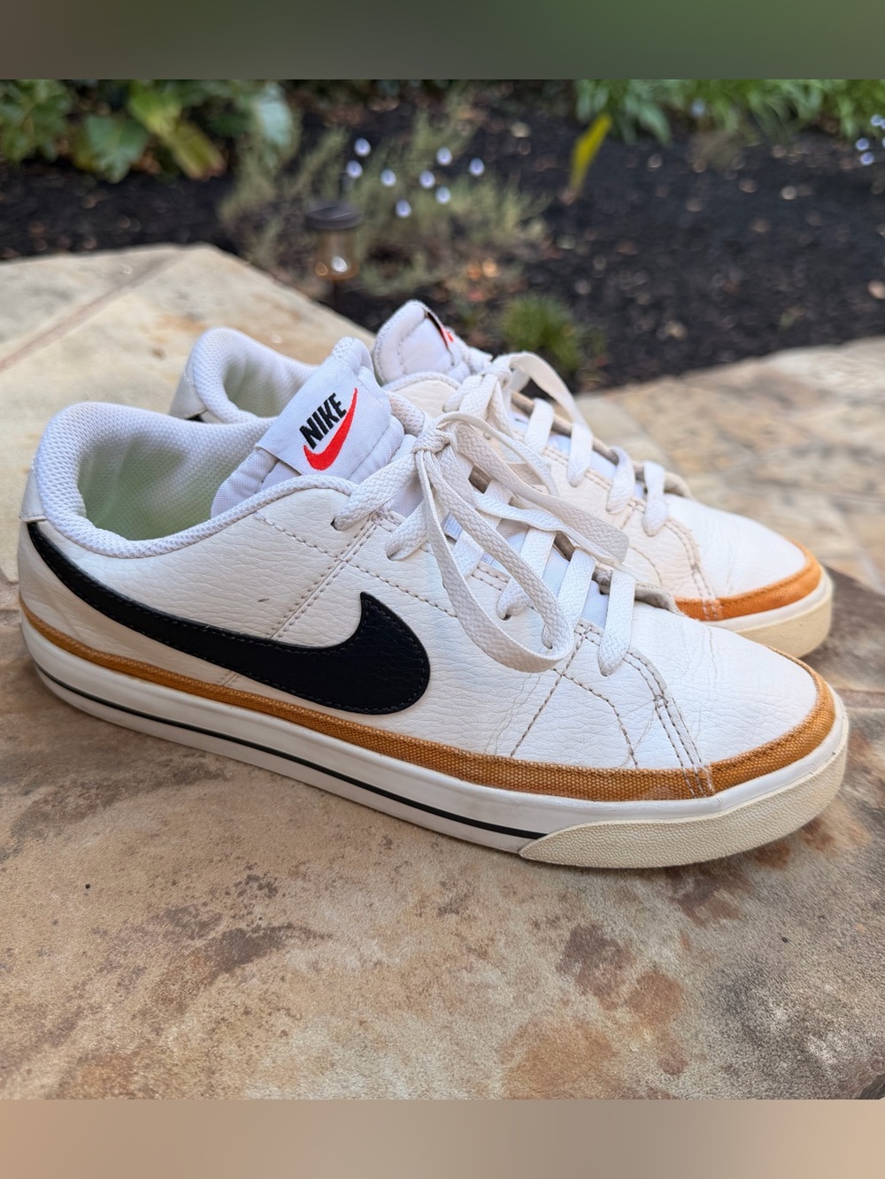 Nike Court Legacy White Low-Top Sneakers - Picture 1 of 7
